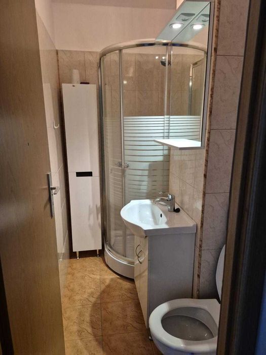 Apartament 4 camere de vanzare, Pitești AG
