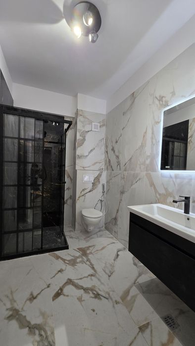 Apartament Nou Bulevard  2 camere + loc parcare subteran.