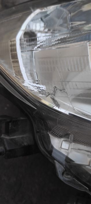 Land cruiser б\у правая сторона фара