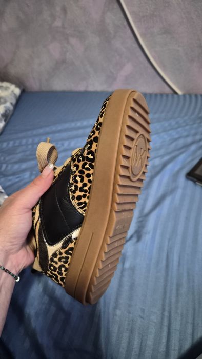 Дамски маратонки