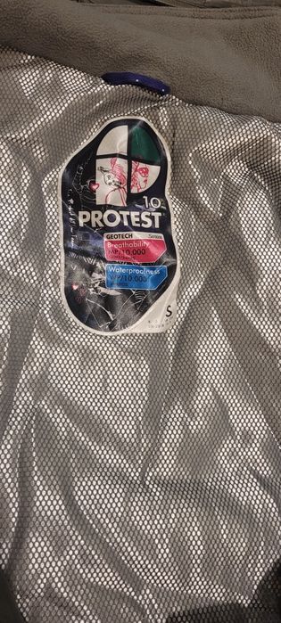 Geaca Protest imp.10.000