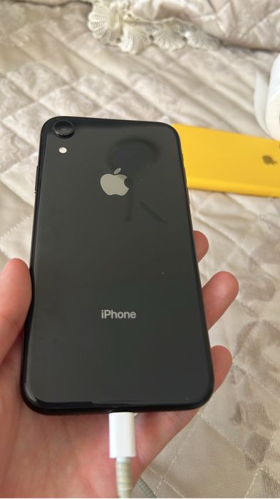 Iphoen XR 128 память