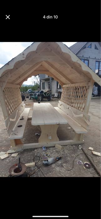 Vand  foisoare de gradina finisate si lacuite acoperite cu tegola