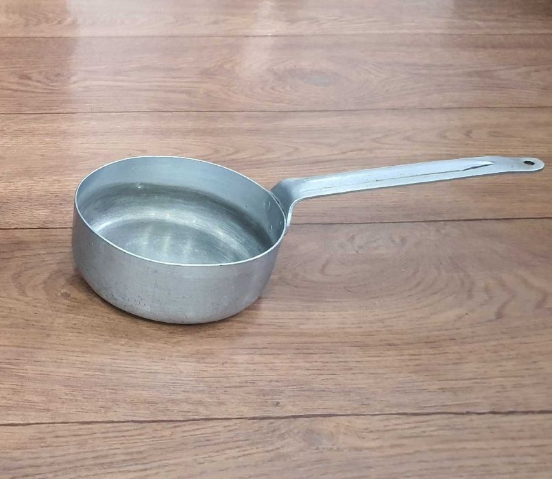 Ковшик алюминиевый d 14 см.