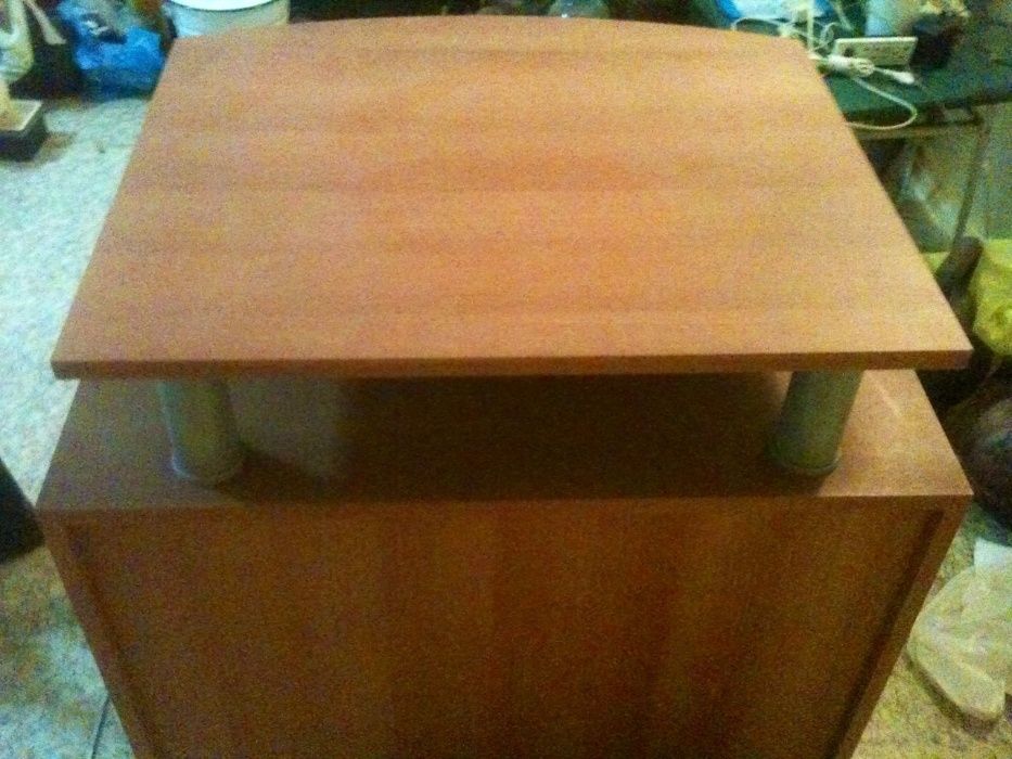 Тумба под телевизор