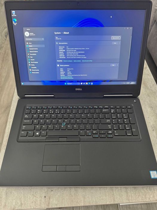 Laptop Dell Precision 7710, i7-6280HQ Gen 6, 16GB RAM, SSD 512GB