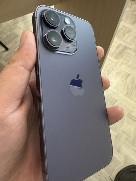 iPhone 14 Pro DEEP PURPLE