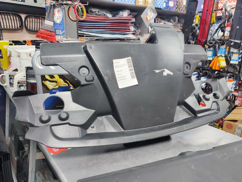 Кожух радиатора BMW E36 новые