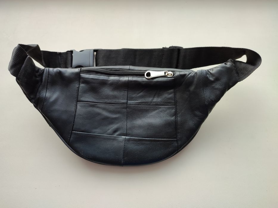 Продам сумки через плечо 2шт.