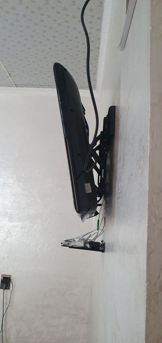 Самсунг ЖК телевизор