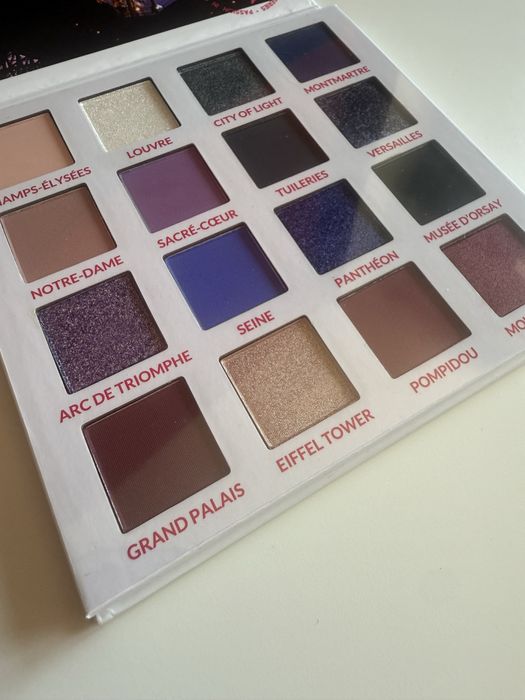 Палитра сенки + подарък четки за грим