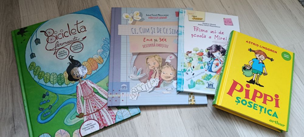 Vând lot cărți copii