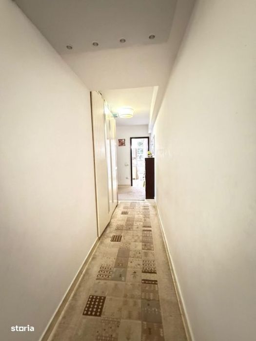 Apartament 4 camere si curte 80 mp/Bragadiru strada Smaraldului