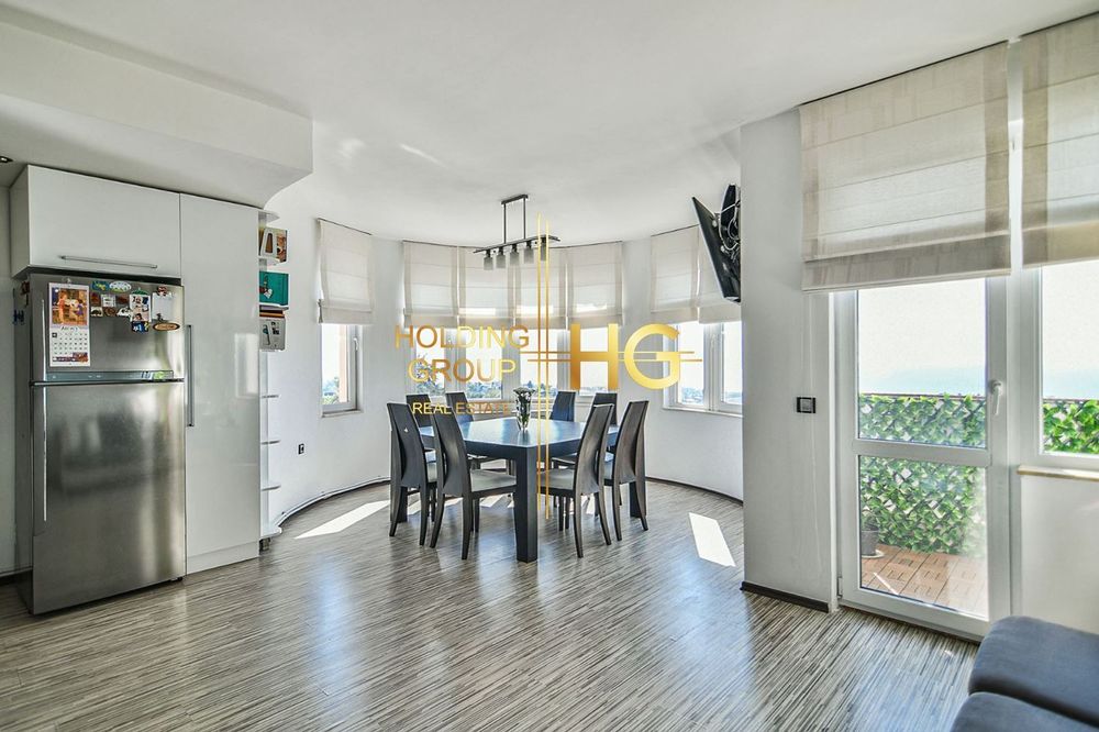 Продава се Тристаен апартамент в Варна, м-т Траката - 108 кв.м за 1936 €/кв.м - Снимка #1