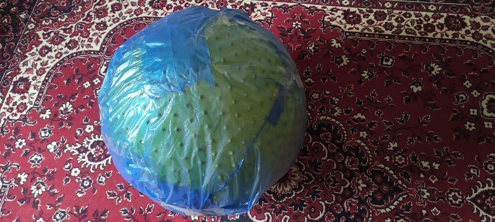 Мяч для фитнеса.