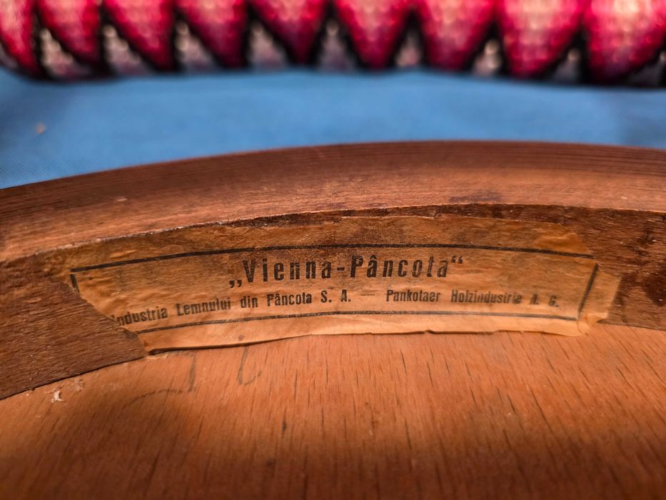 Scaun Thonet Interbelic „Vienna-Pâncota” – Piesă Originală cu Etichetă