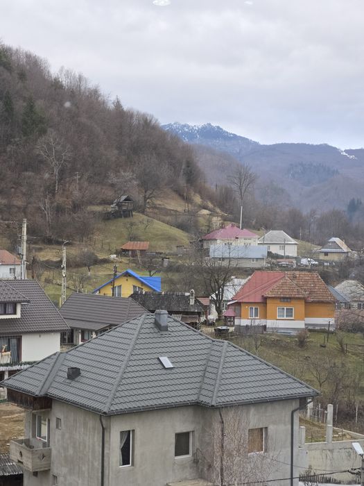 Vand apartament nou ultimul etaj,posibilitate mansarda