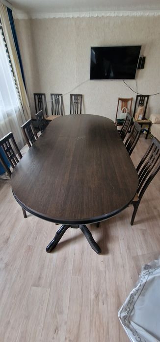 Стол для большого зала