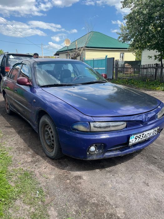 Mitsubishi galant 1993года