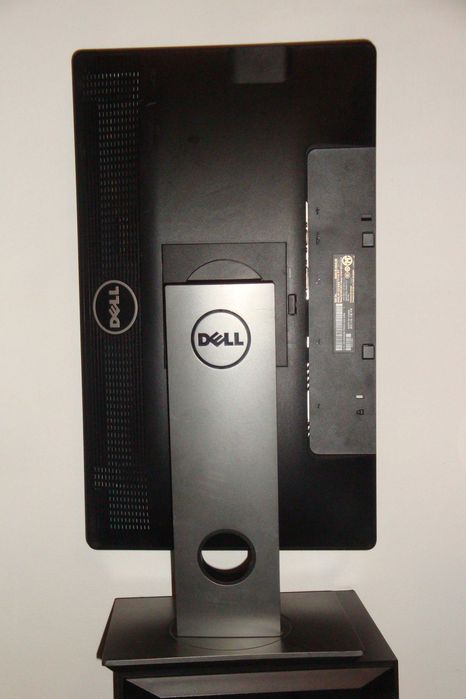 Monitor DELL Profesional P2212HB 22" HD reglabil inaltime rotire