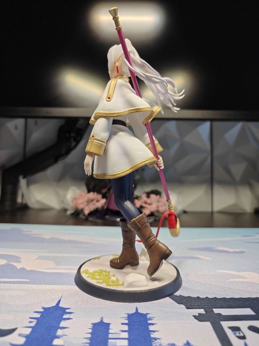 Аниме фигурка "Фрирен"