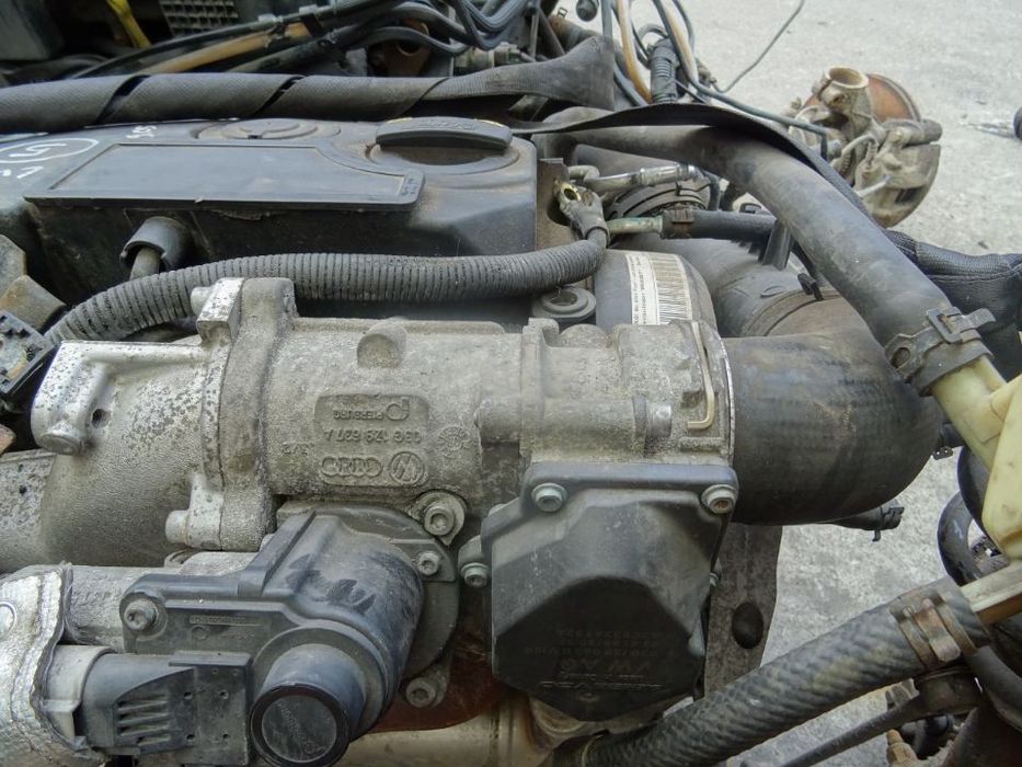 Vand Clapeta de Acceleratie Volkswagen Caddy 1.9 TDI 105CP din 2008 cod: 03G128063G