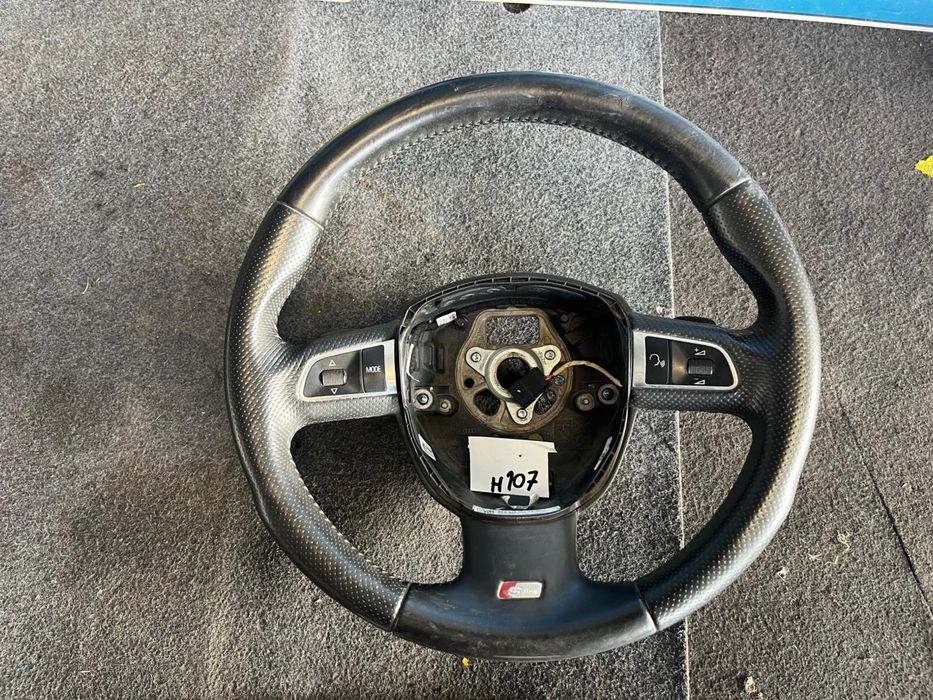 Оригинален волан за Ауди Audi 8P0419091 A3 Q5 F1 пера ном 107