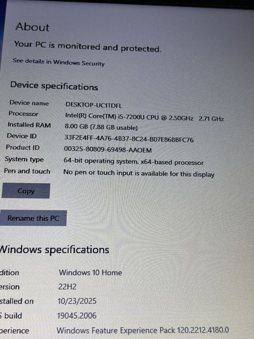 Acer Gaming• procesor i5-7h gen• Nvidia • SSD 256• bateria 3-4 ore