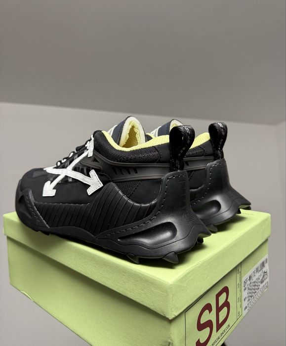 OFF-White Odsy 1000 Black