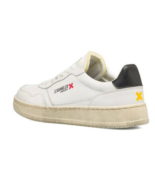 Мъжки маратонки бели