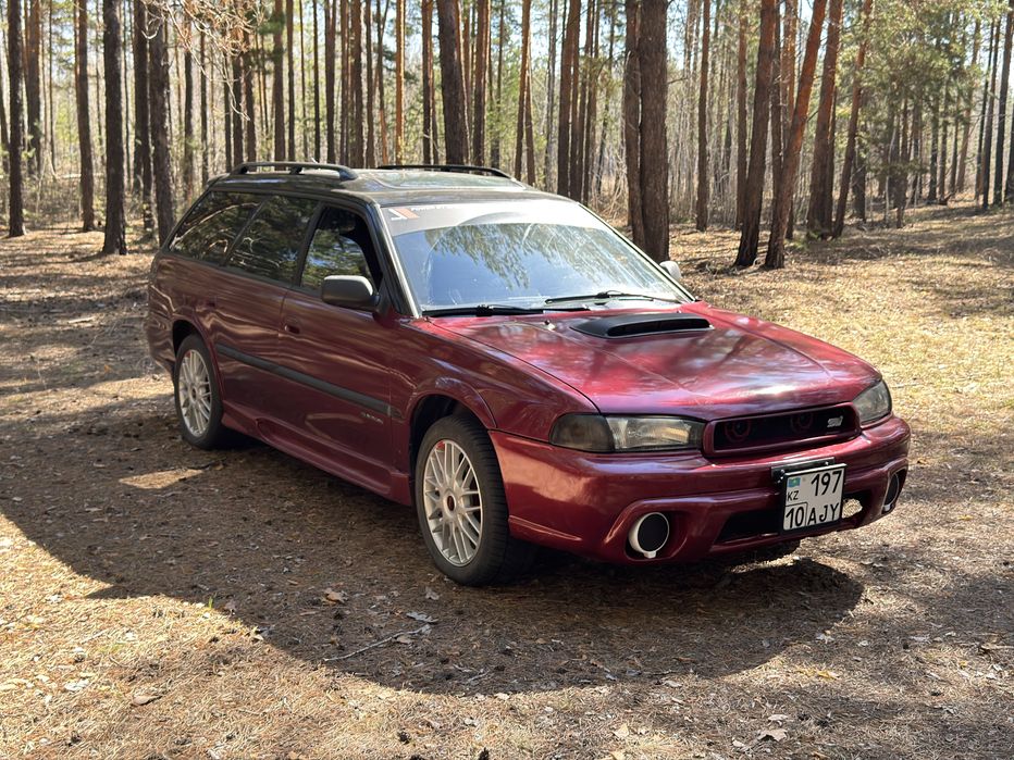 продам subaru legacy