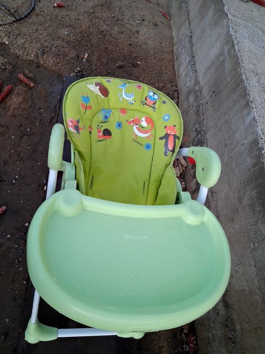 Scaun de masă bebe