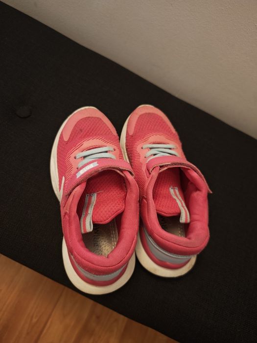 Adidas copil  puțin folosiți