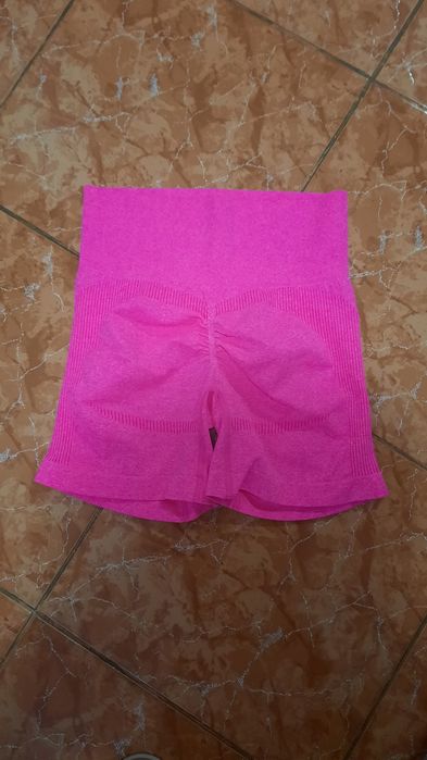 Pantaloni scurti S/36