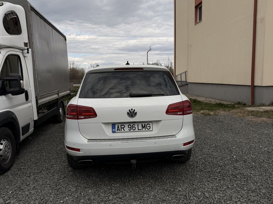 VOLKSWAGEN Touareg 2012 — imagine 4