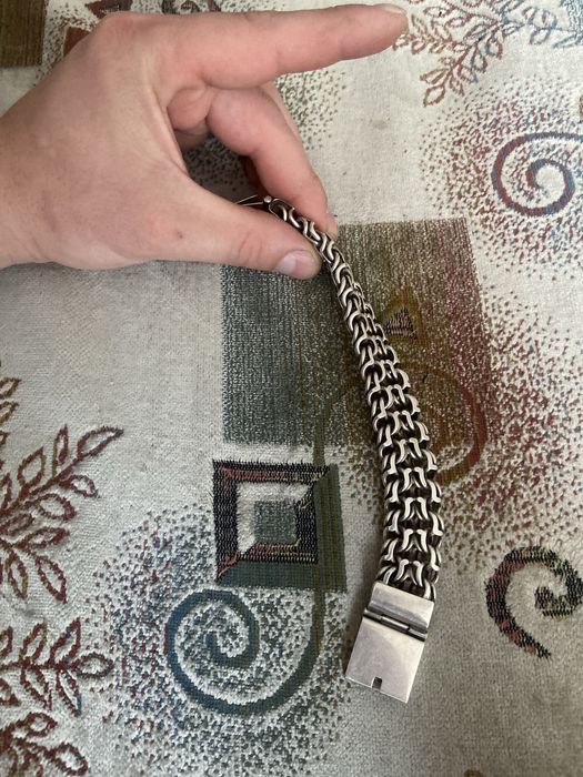 Продам серебрянный браслет