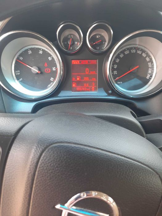 Vand Opel Astra J 2017