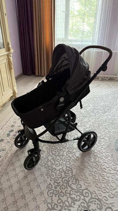 Продам коляску в идеальном состоянии