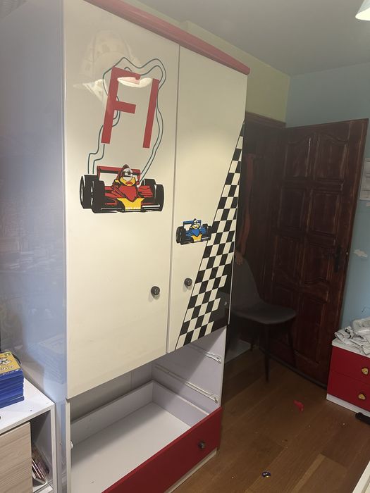 Комплект за детска стая Форлула 1
