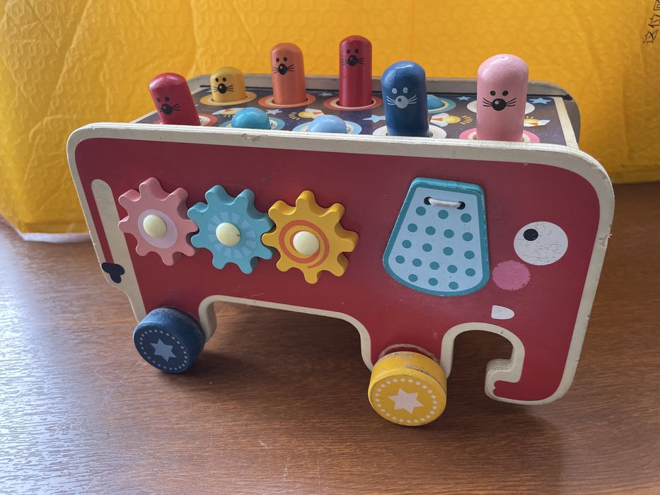 Деревянная развивающая игрушка