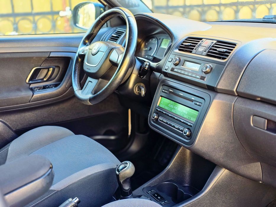SKODA Fabia 2013 — imagine 5