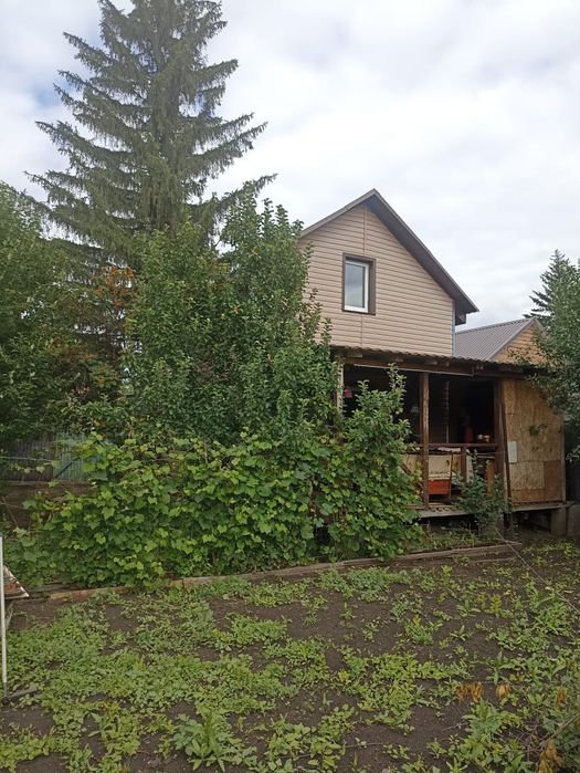 Продам 2-х эт. дачу на Пестром