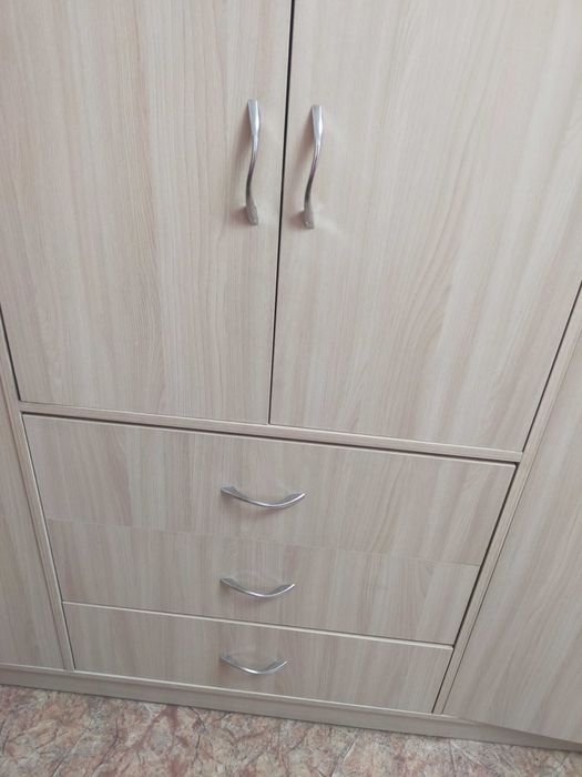 Продам шкаф высота 247 длина 237