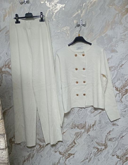 Compleu dama diferite modele