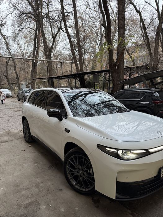 Продается leapmotors c10 hybrid 2024