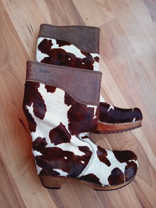 Tommy Hilfiger N37-38  апрески