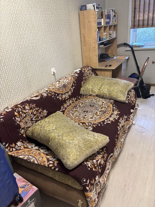 продаю диван