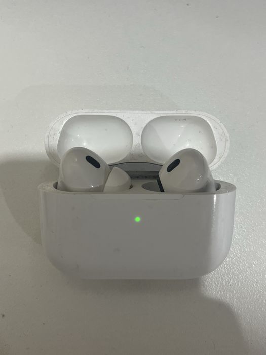 Air pods pro в хорошем состояний