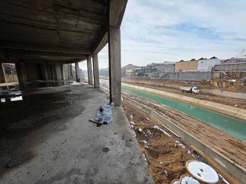 Продается гостиница на Сеул мун вдоль речки (АС)