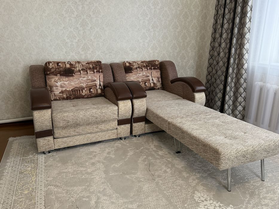 Продам диван и два кресла